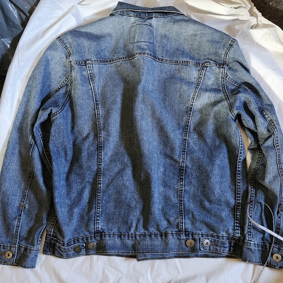 EUC Signature Levi Strauss Jean Jacket - Picture 2 of 14